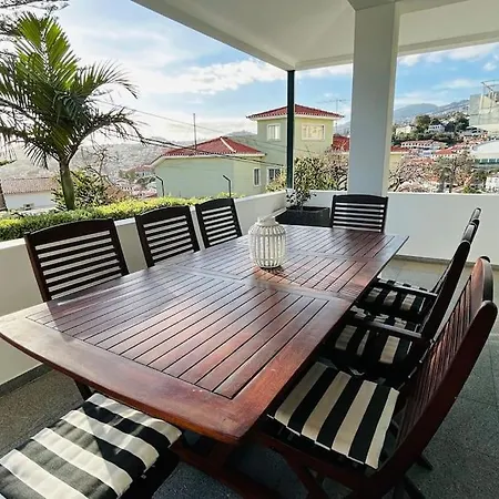 Villa Vera Downtown Funchal (Madeira)