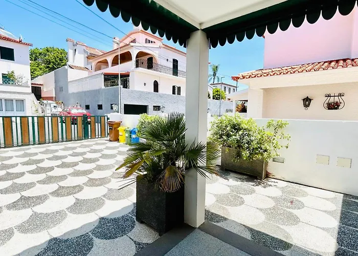 Vera Downtown Villa *