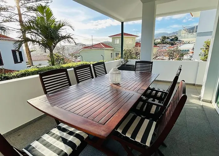 Villa Vera Downtown Funchal (Madeira)